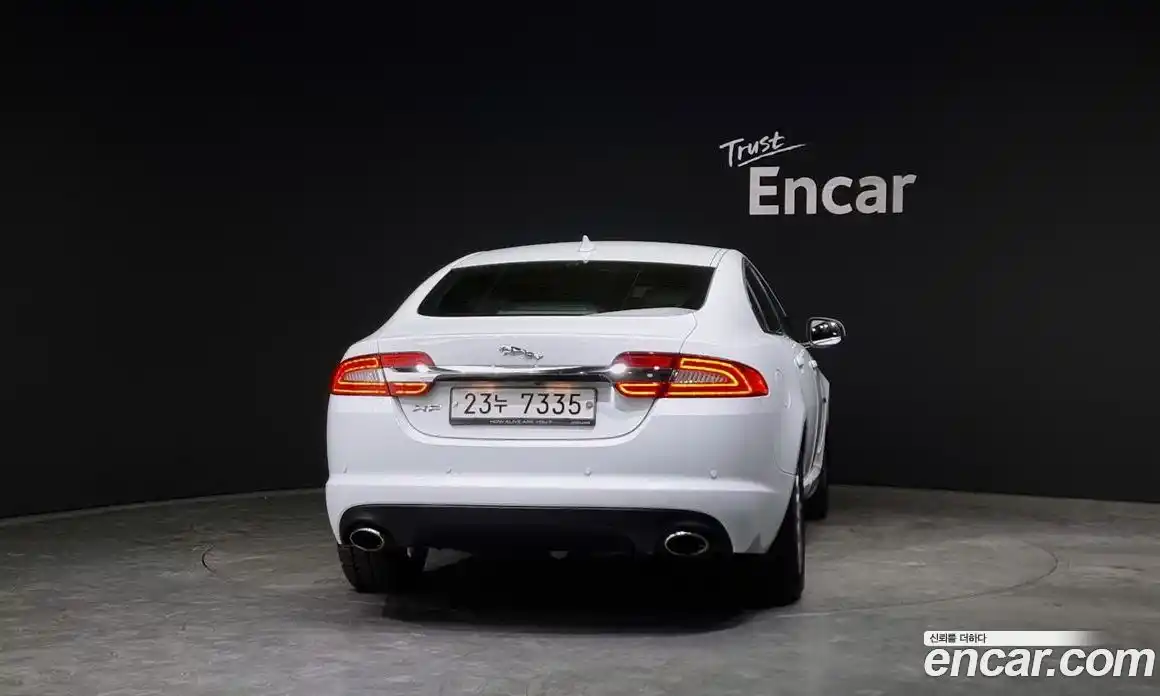 Jaguar XF 2014 2.0 гидро в Москве № 238098, фото 4