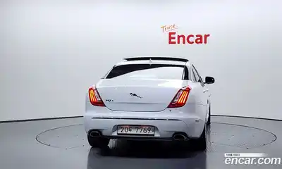 Jaguar XJ 2013 2.0 гидро в Москве № 241330, миниатюра 4