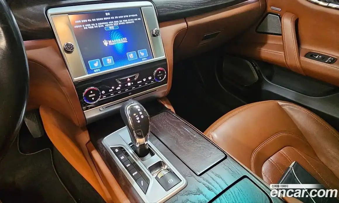 Maserati Quattroporte 2014 3.0 гидро в Москве № 255994, фото 16