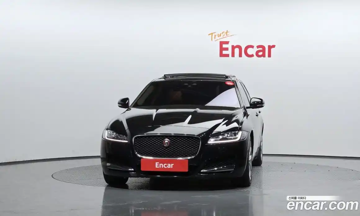 Jaguar XF 2019 2.0 гидро в Москве № 256078, фото 3
