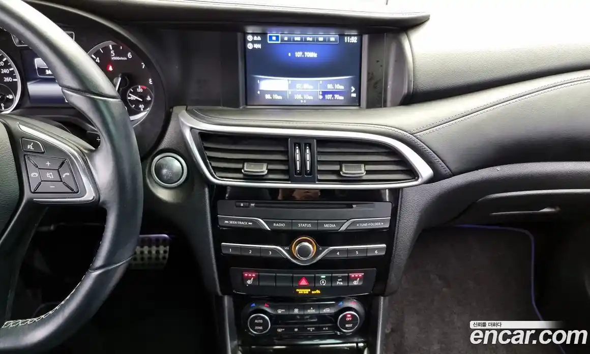 Infiniti Q30 2017 2.0 гидро в Москве № 256123, фото 14