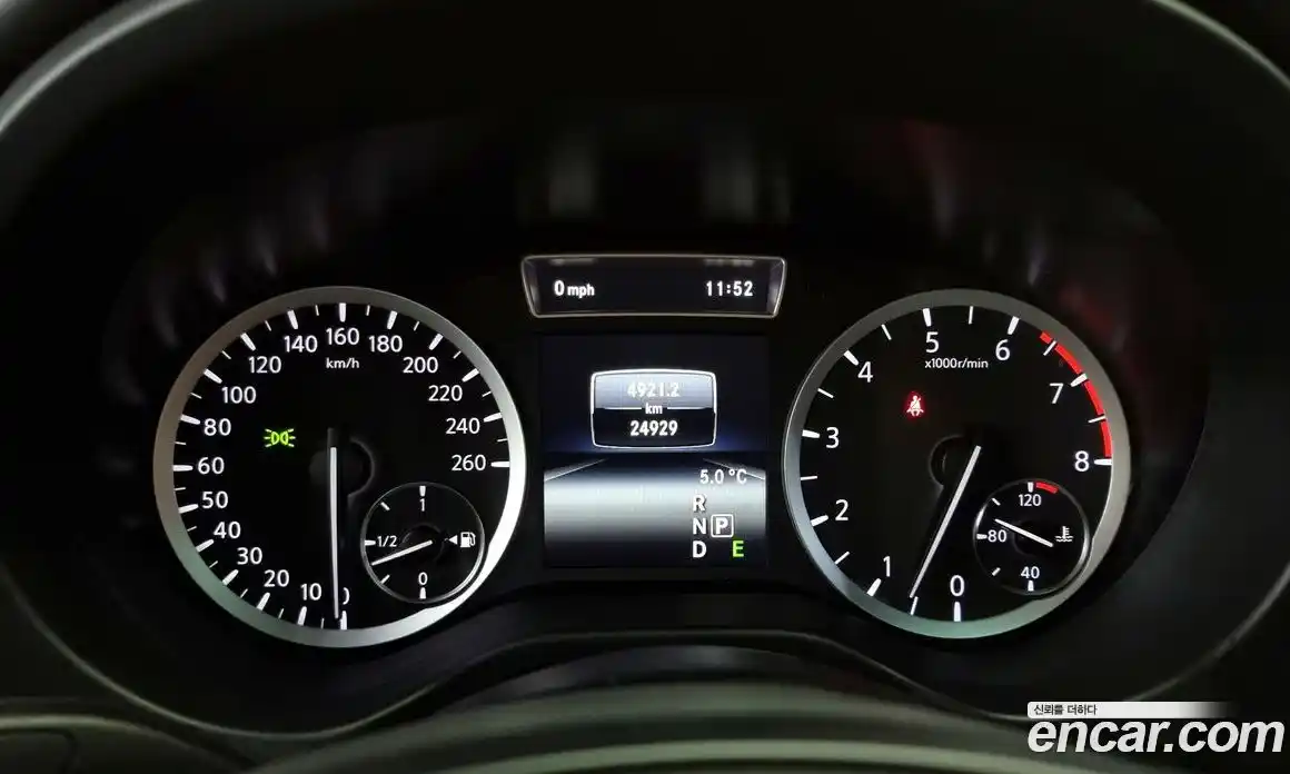 Infiniti Q30 2017 2.0 гидро в Москве № 256123, фото 8