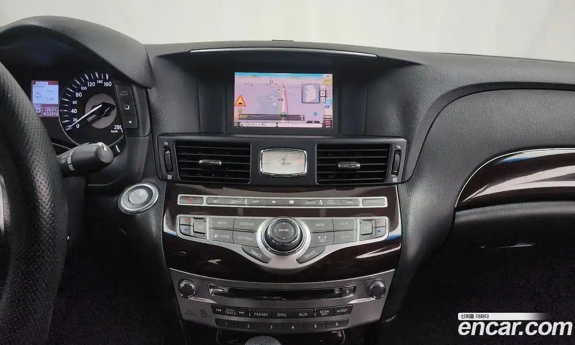 Infiniti M 2011 3.7 гидро в Москве № 256165, фото 14