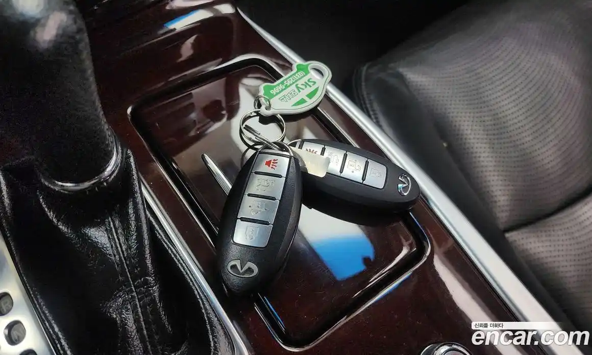 Infiniti M 2011 3.7 гидро в Москве № 256165, фото 19