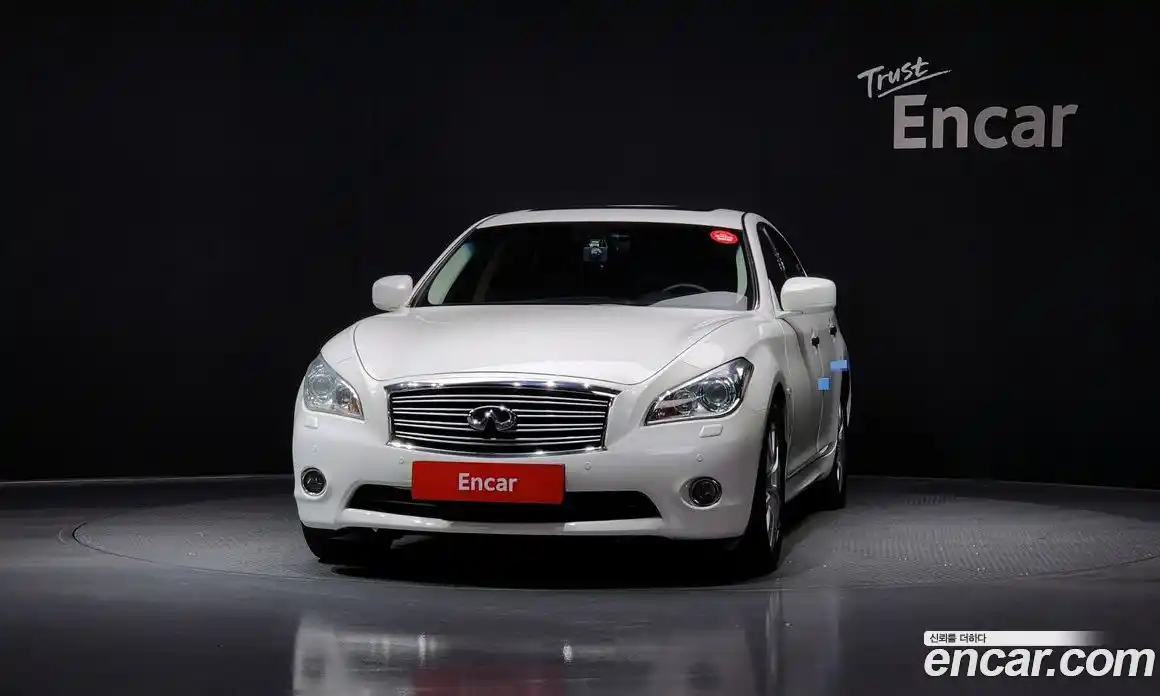 Infiniti M 2011 3.7 гидро в Москве № 256165, фото 3