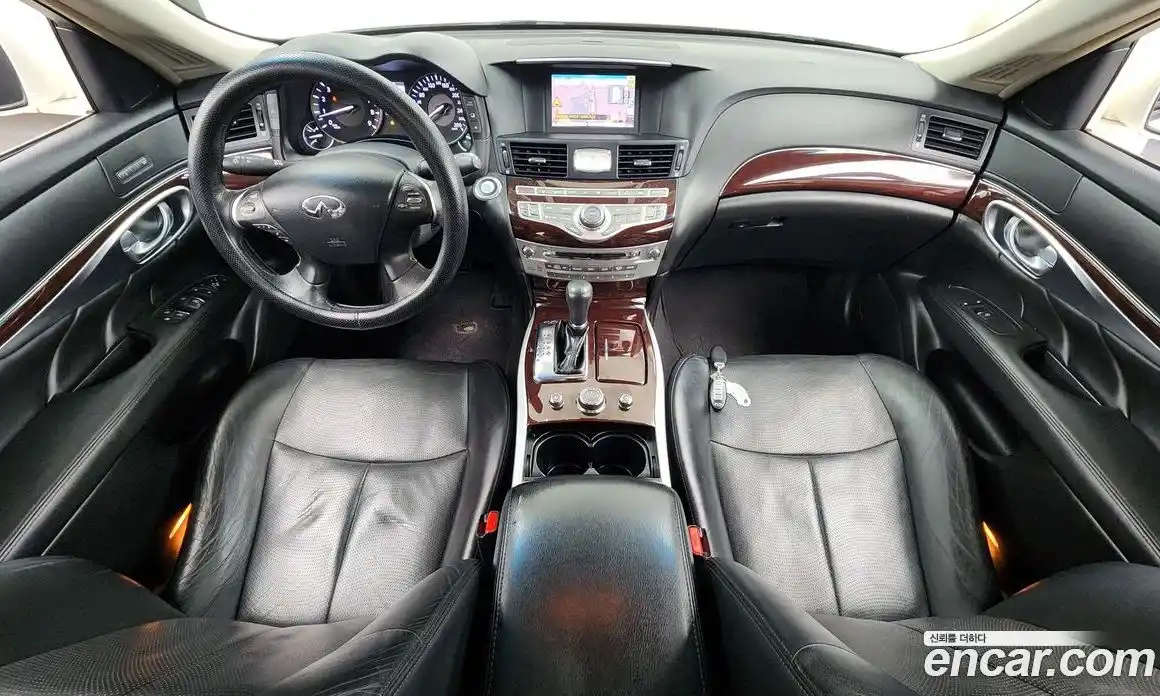 Infiniti M 2011 3.7 гидро в Москве № 256165, фото 7