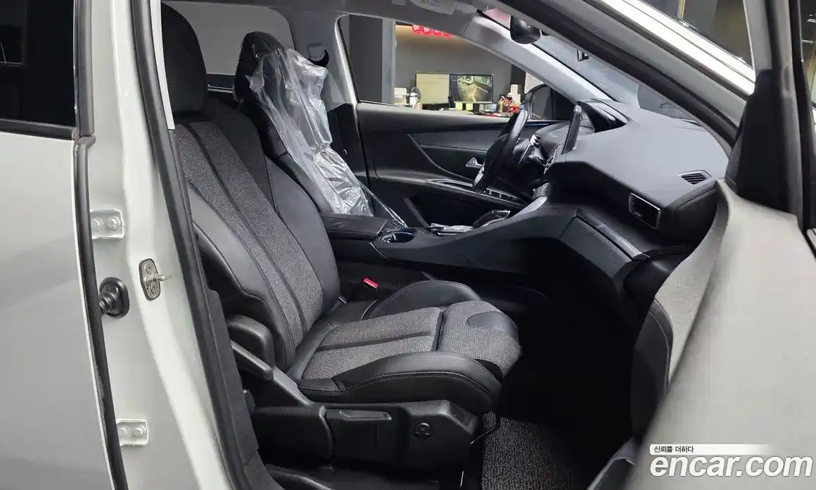 Peugeot 5008 2018 1.6 гидро в Москве № 256272, фото 11