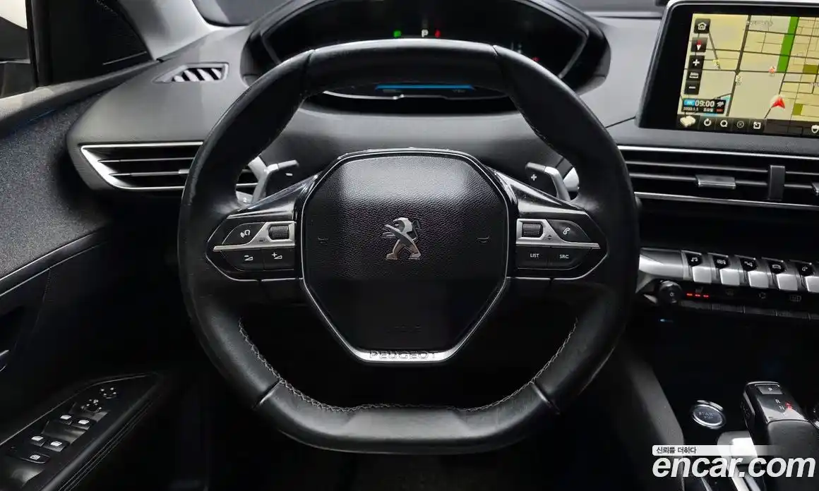 Peugeot 5008 2018 1.6 гидро в Москве № 256272, фото 13