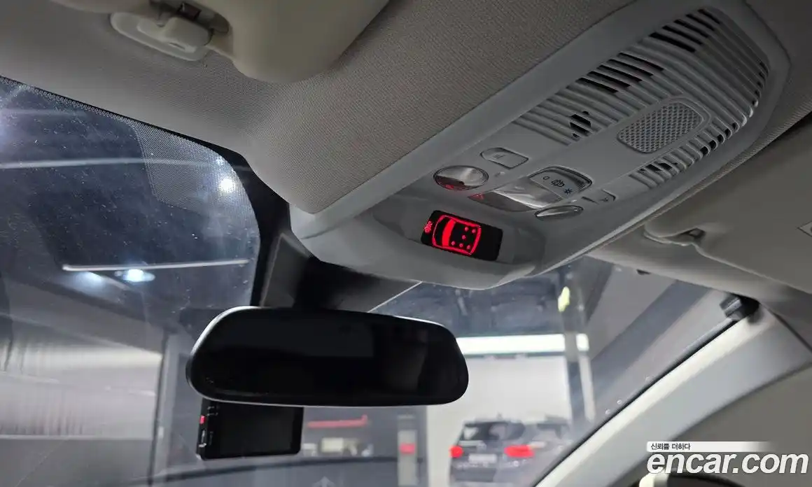 Peugeot 5008 2018 1.6 гидро в Москве № 256272, фото 18