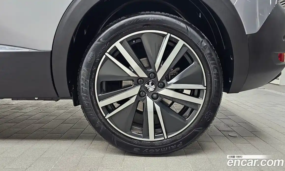 Peugeot 5008 2024 1.2 гидро в Москве № 257397, фото 5