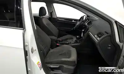 Volkswagen Golf 2015 2.0 гидро в Москве № 277361, миниатюра 11