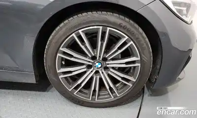 BMW 3-Series 2021 2.0 гидро в Москве № 280236, миниатюра 4