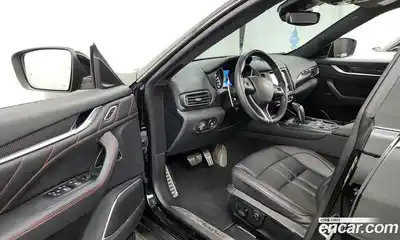 Maserati Levante 2020 3.0 гидро в Москве № 282720, миниатюра 10