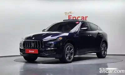 Maserati Levante, 2022