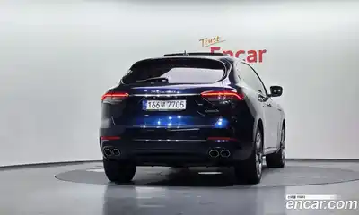 Maserati Levante 2022 2.0 гидро в Москве № 282795, миниатюра 4