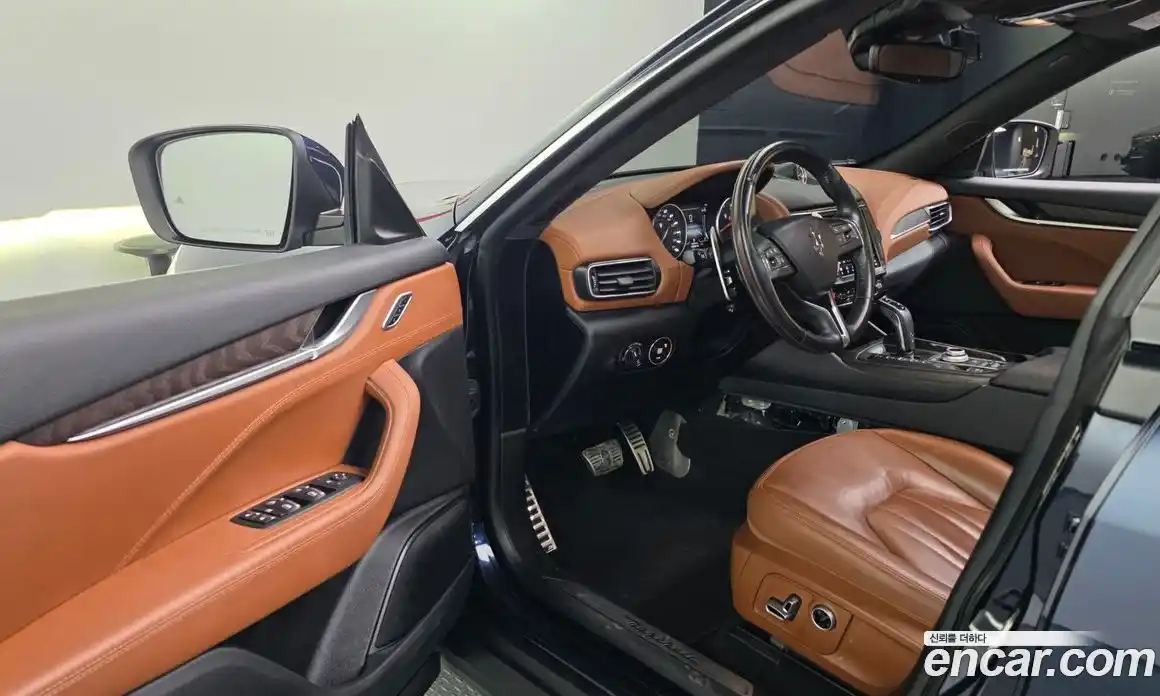 Maserati Levante 2022 2.0 гидро в Москве № 282795, фото 10