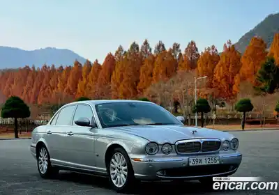 Jaguar XJ, 2006