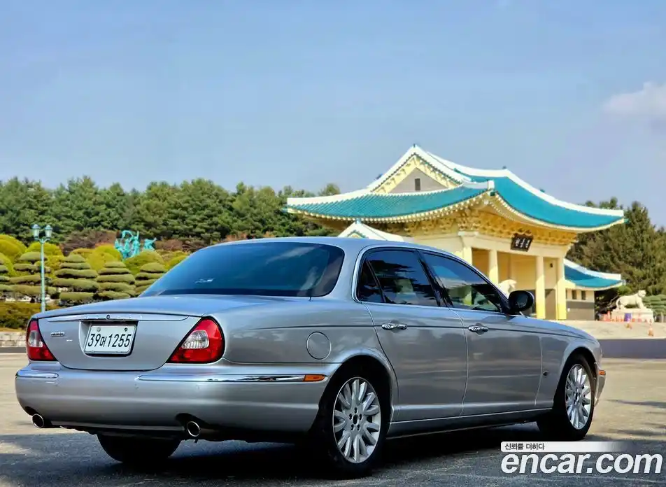 Jaguar XJ 2006 3.0 гидро в Москве № 284000, фото 6