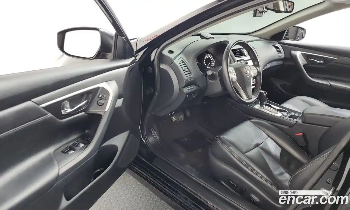 Nissan Altima 2018 2.5 гидро в Москве № 284945, фото 10