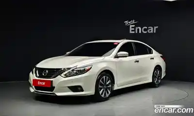 Nissan Altima, 2017