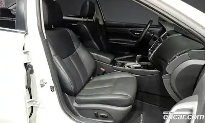 Nissan Altima 2017 2.5 гидро в Москве № 284962, миниатюра 10