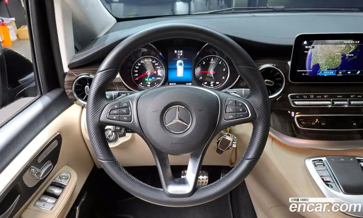 Mercedes-Benz V-Class 2023 1.9 гидро в Москве № 291334, фото 14