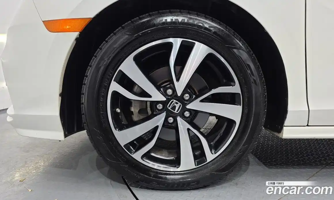 Honda Odyssey 2017 3.5 гидро в Москве № 302865, фото 5