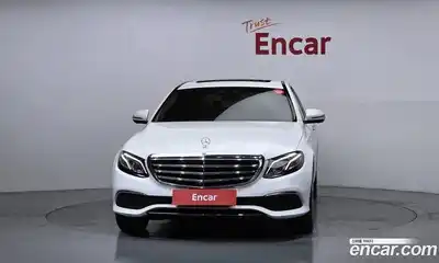 Mercedes-Benz E-Class 2017 2.0 гидро, миниатюра 3