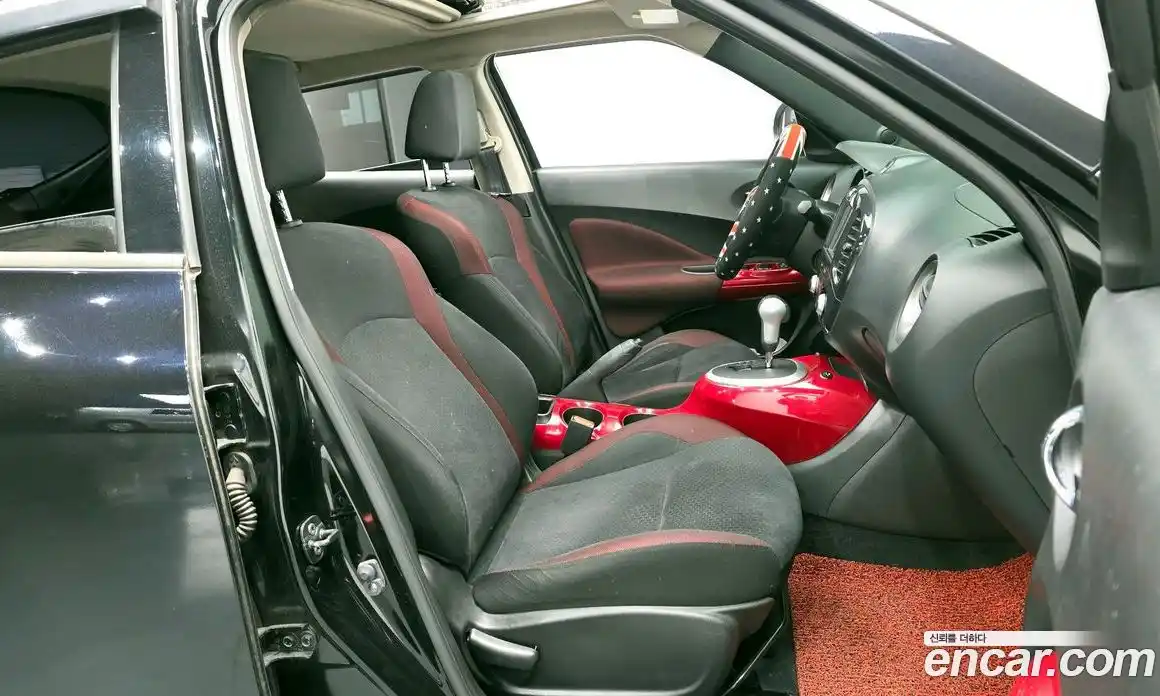 Nissan Juke 2014 1.6 гидро в Москве № 312538, фото 11