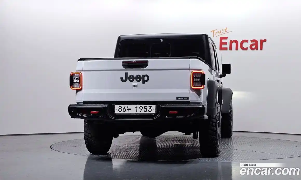 Jeep Gladiator 2021 3.6 гидро в Москве № 318120, фото 4