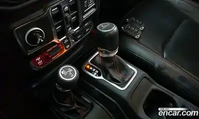 Jeep Gladiator 2021 3.6 гидро в Москве № 318120, миниатюра 9