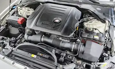 Jaguar XE 2017 2.0 гидро в Москве № 335839, миниатюра 6