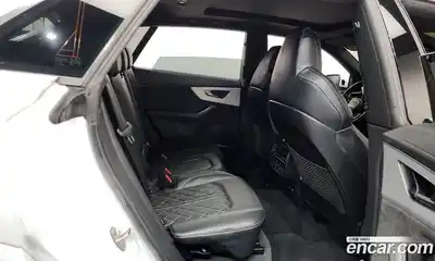 Audi Q8 2021 3.0 гидро в Москве № 373149, миниатюра 12
