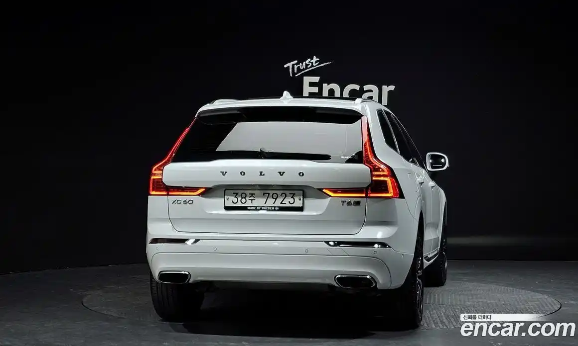 Volvo XC60 2019 2.0 гидро в Москве № 373771, фото 3