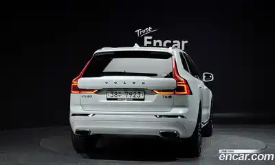 Volvo XC60 2019 2.0 гидро в Москве № 373771, миниатюра 3