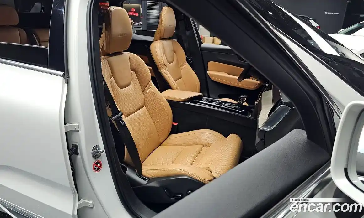 Volvo XC60 2019 2.0 гидро в Москве № 373771, фото 9