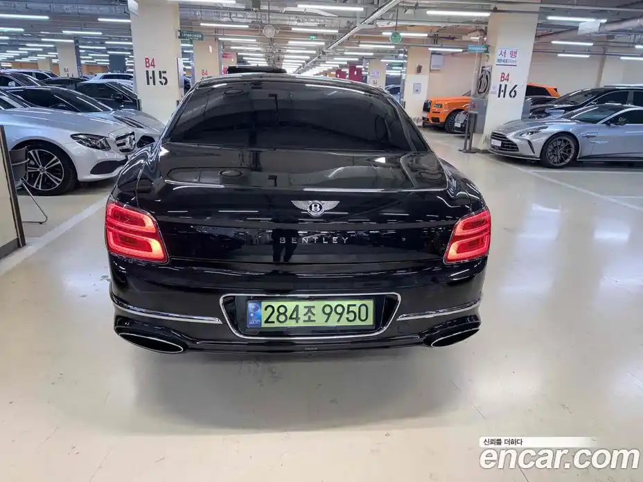 Bentley Flying Spur 2020 6.0 гидро в Москве № 387287, фото 4