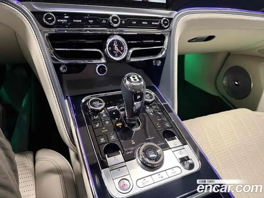 Bentley Flying Spur 2020 6.0 гидро в Москве № 387287, фото 8