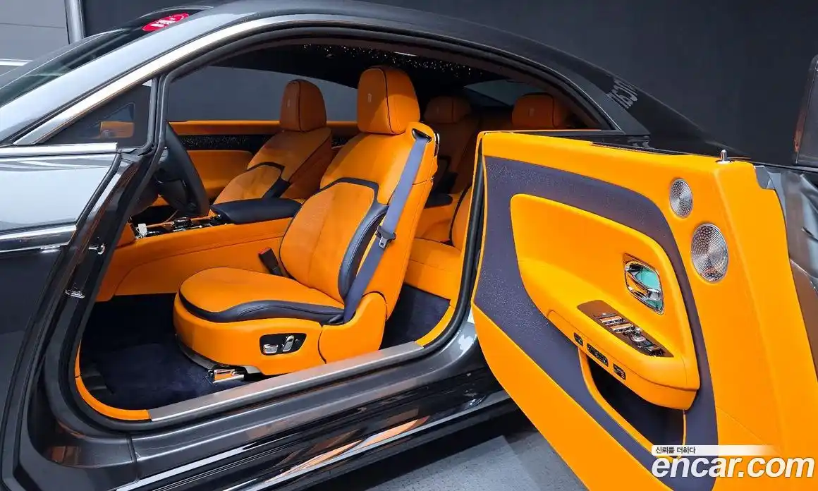 Rolls-Royce Spectre 2024 0.3 гидро в Москве № 406965, фото 10
