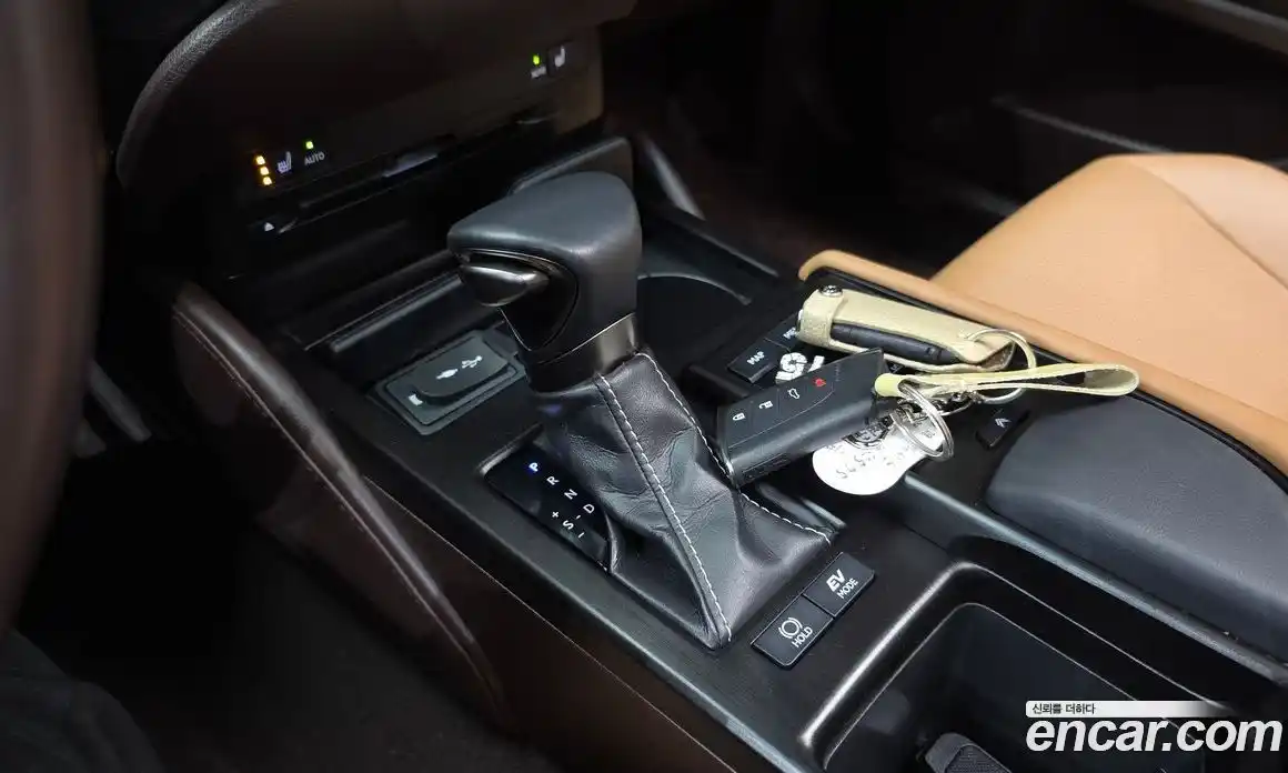 Lexus ES 2018 2.5 гидро в Москве № 499583, фото 8