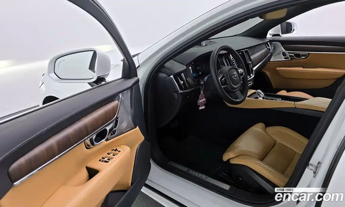 Volvo S90 2022 2.0 гидро в Москве № 545100, фото 10