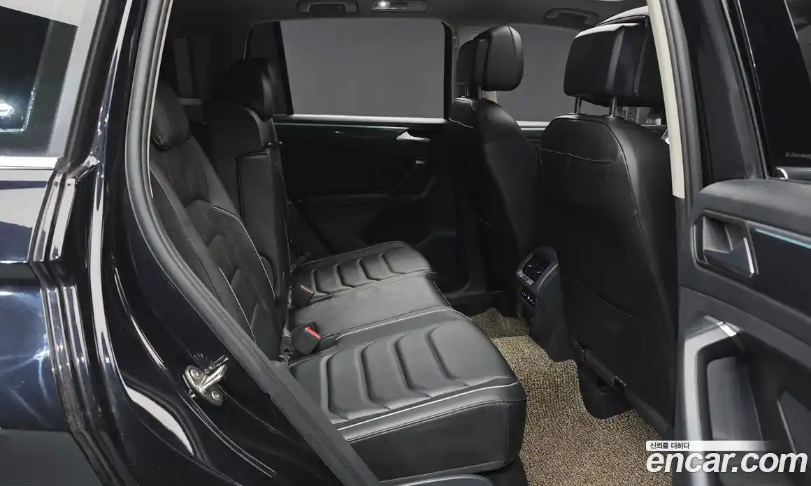 Volkswagen Tiguan 2023 2.0 гидро в Москве № 547272, фото 12