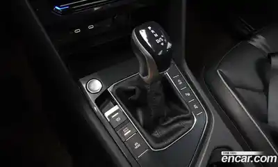 Volkswagen Tiguan 2023 2.0 гидро в Москве № 547272, миниатюра 9