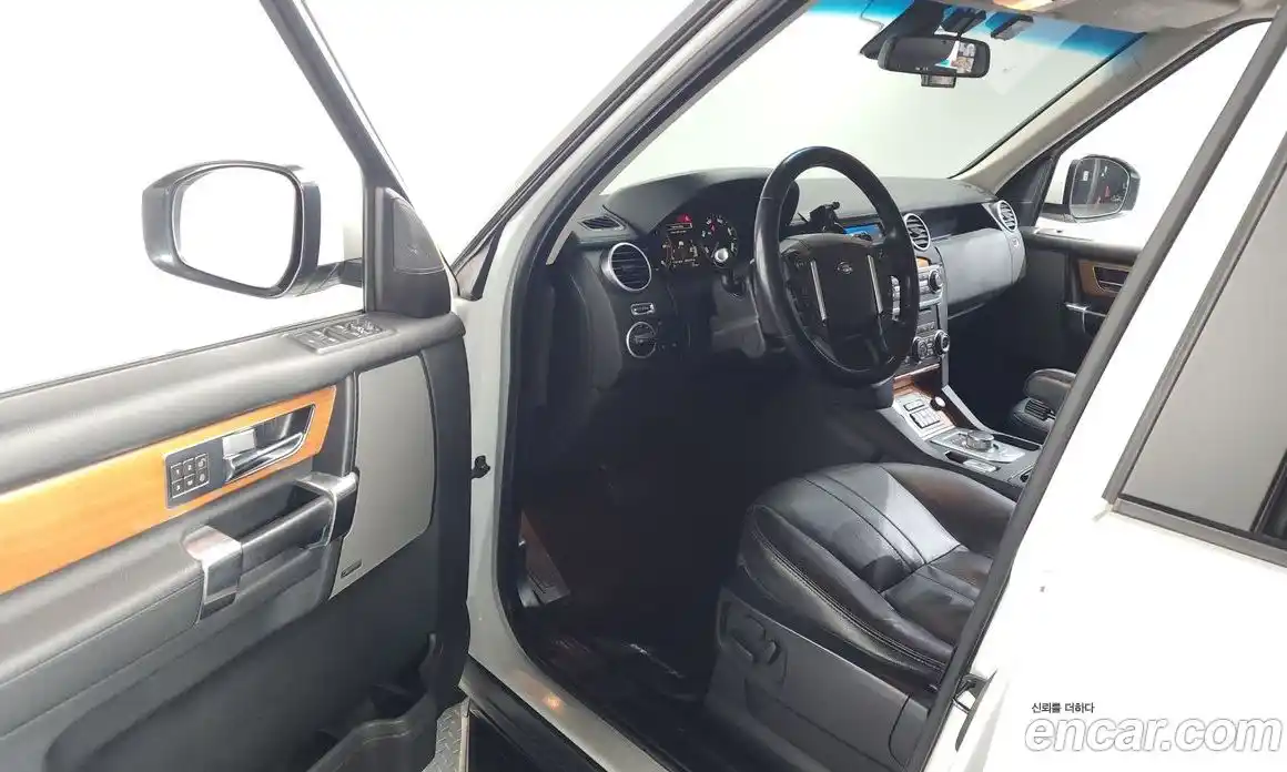 Land Rover Discovery 2014 3.0 гидро в Москве № 594853, фото 10