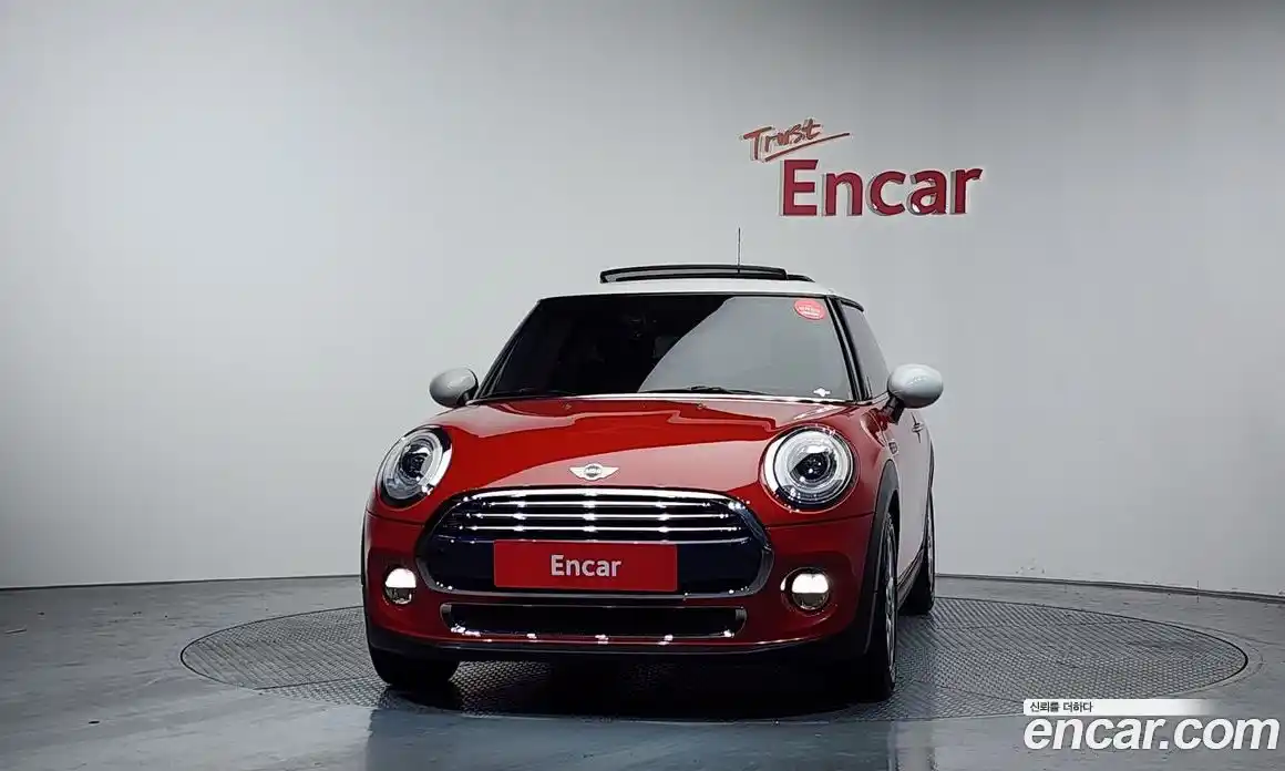 Mini Cooper 2017 1.5 гидро в Москве № 595067, фото 3