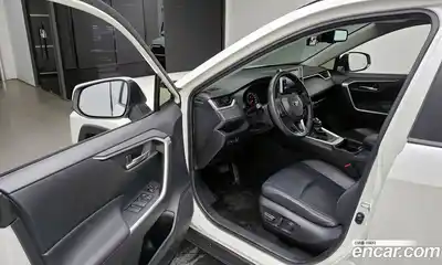 Toyota RAV4 2019 2.5 гидро в Москве № 609811, миниатюра 10