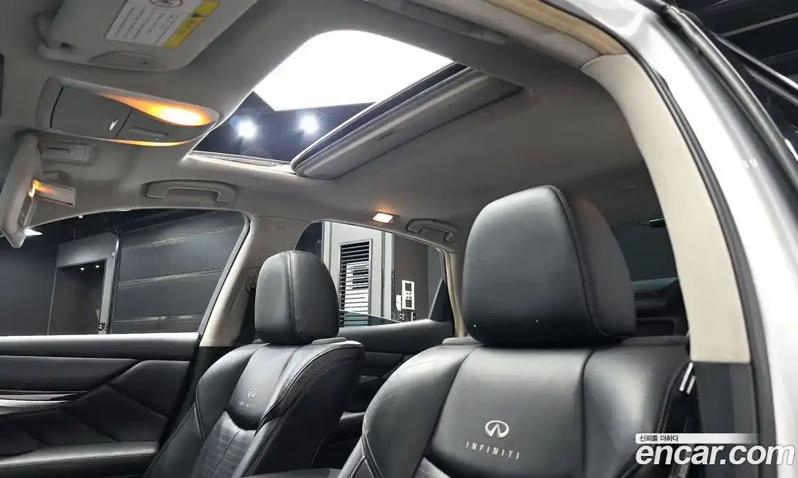 Infiniti M 2011 5.6 гидро в Москве № 611034, фото 17