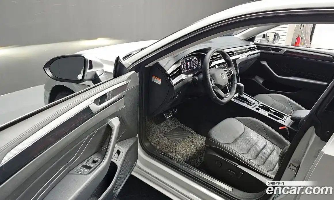 Volkswagen Arteon 2022 2.0 гидро в Москве № 628902, фото 11