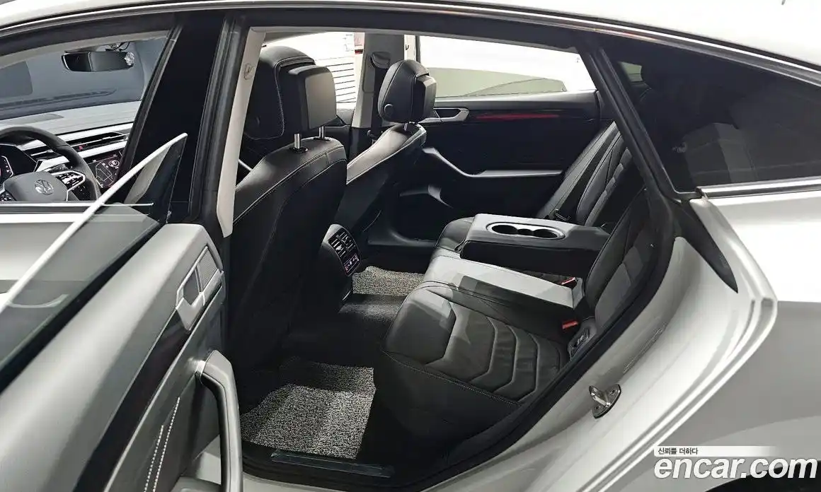 Volkswagen Arteon 2022 2.0 гидро в Москве № 628902, фото 12