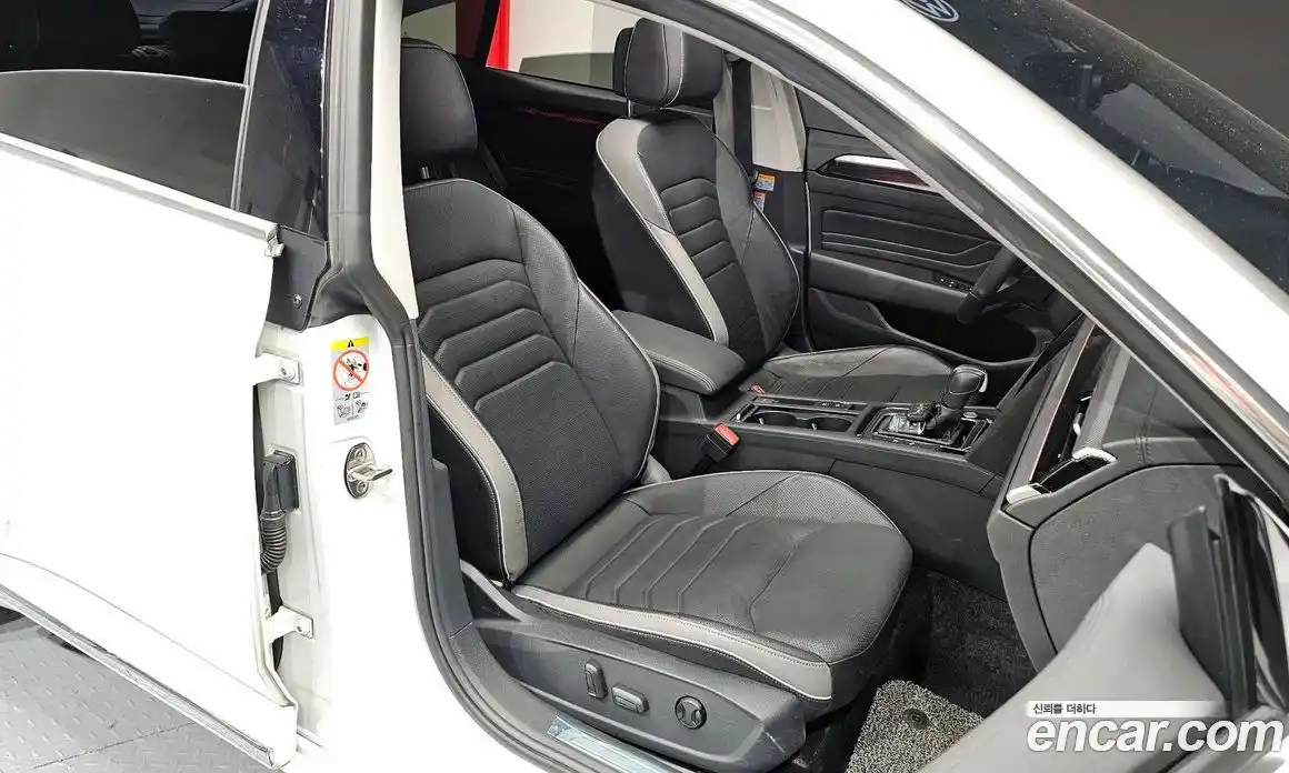 Volkswagen Arteon 2022 2.0 гидро в Москве № 628902, фото 10